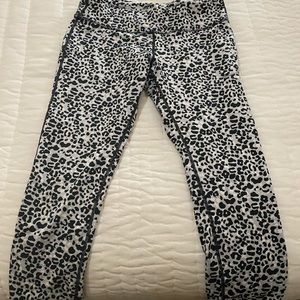 Nike Dry Fit Capri Leggings